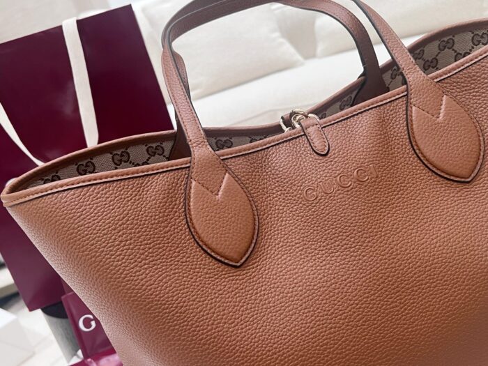 구찌 토티시마 미디움 리버시블 토트 백 브라운 839112 레플리카 미러급 SA급 S급 고퀄리티 최상급 하이엔드 가방 [여성] 8