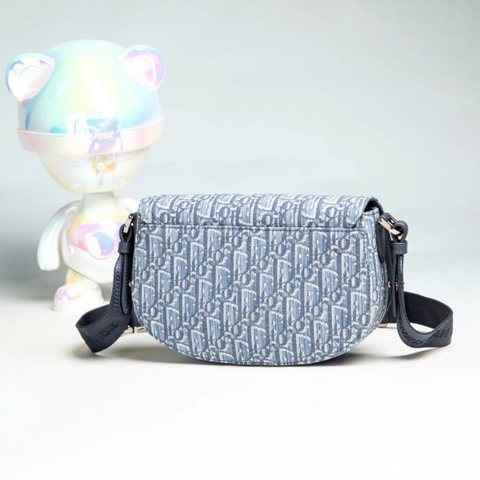 디올 새들 메신저 백 디올 오블리크 자카드 앤 그레인드 카프스킨 블루 레플리카 미러급 SA급 S급 고퀄리티 최상급 하이엔드 가방 [남성여성공용] 2