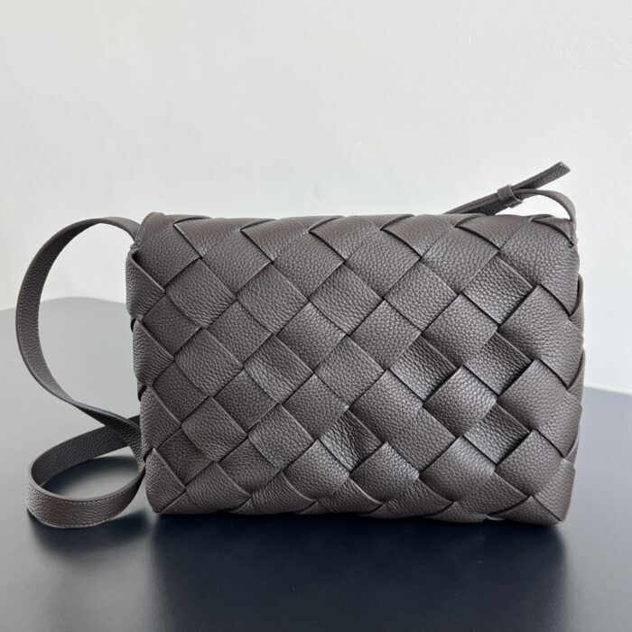 보테가베네타 라지 디아고 815796 폰단트 레플리카 미러급 SA급 S급 고퀄리티 최상급 하이엔드 가방 [남성여성공용] 3