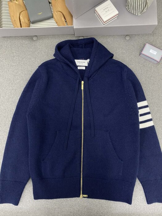 톰브라운 4Bar 뒷면 장미 자카드 양털 후드집업 네이비 레플리카 미러급 SA급 S급 고퀄리티 하이엔드 최상급 의류 [남성여성공용] 3