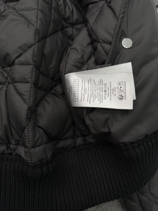 디올 퀼티드 테크니컬 태피터 매크로까나쥬 봄버 자켓 오버사이즈 칼라 블랙 레플리카 미러급 SA급 S급 고퀄리티 하이엔드 최상급 의류 [여성] 17