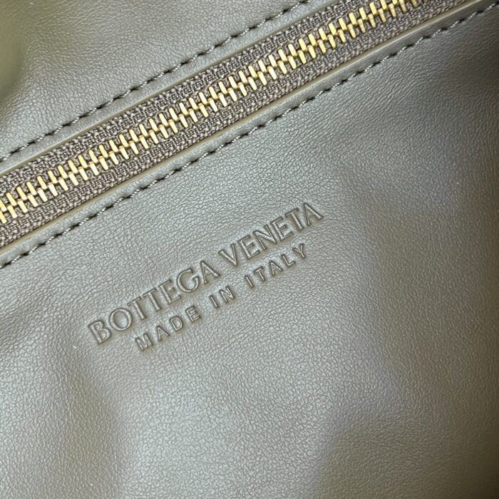 보테가베네타 미디엄 홉 796262 스웨이드 카키 레플리카 미러급 SA급 S급 고퀄리티 최상급 하이엔드 가방 [여성] 8