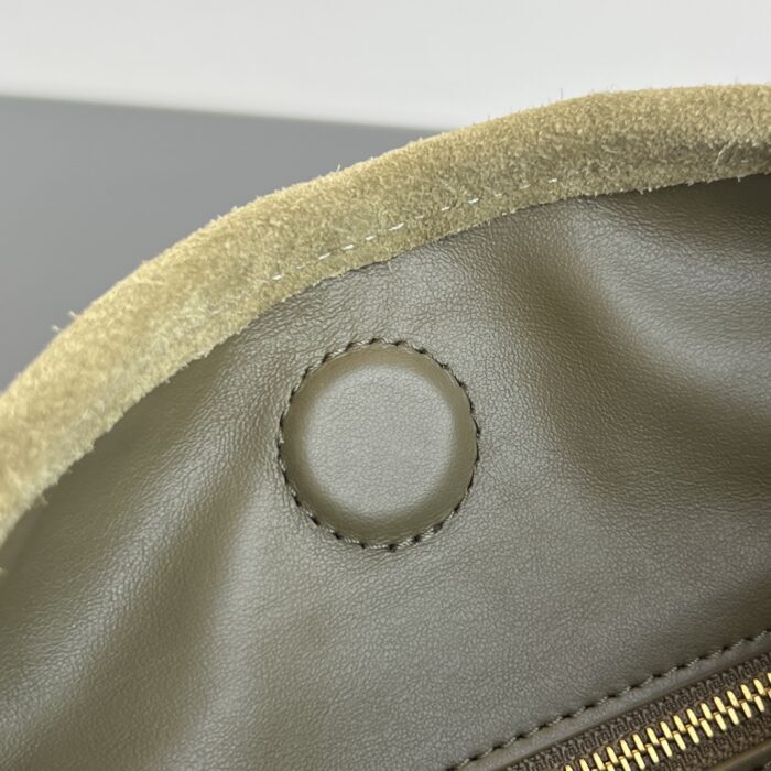 보테가베네타 미디엄 홉 796262 스웨이드 카키 레플리카 미러급 SA급 S급 고퀄리티 최상급 하이엔드 가방 [여성] 7