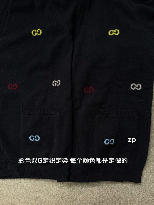 구찌 멀티컬러 GG 캐시미어 가디건 블랙 레플리카 미러급 SA급 S급 고퀄리티 하이엔드 최상급 의류 [남성여성공용] 9