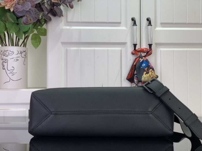 루이비통 스피드 메신저 M15268 블랙 레플리카 미러급 SA급 S급 고퀄리티 최상급 하이엔드 가방 [남성여성공용] 5