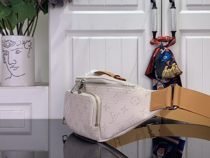 루이비통 러시 범백 M27152 베이지 레플리카 미러급 SA급 S급 고퀄리티 최상급 하이엔드 가방 [남성여성공용] 4