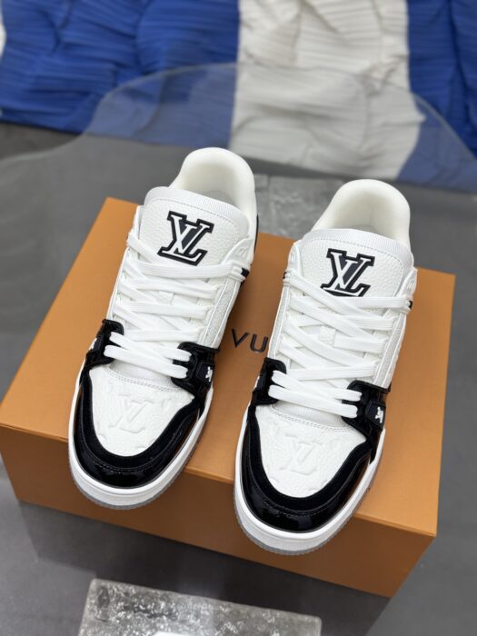 루이비통 LV 배색 가죽 트레이너 스니커즈 블랙 화이트 남성용 레플리카 미러급 SA급 S급 고퀄리티 최상급 하이엔드 신발 [남성] 3