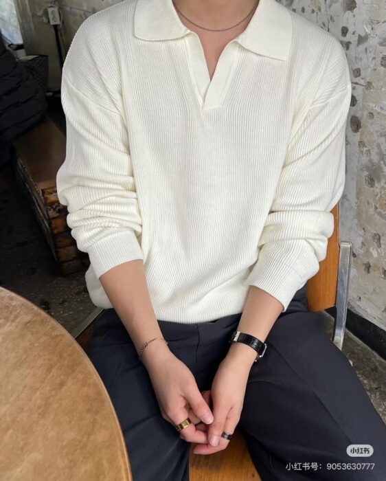 프라다 베이직 순색 니트 카라티 화이트 레플리카 미러급 SA급 S급 고퀄리티 하이엔드 최상급 의류 [남성여성공용]