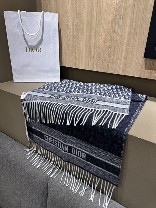 디올 오블리크 캐시미어 혼방 태슬 스카프 블루 레플리카 미러급 SA급 S급 고퀄리티 최상급 하이엔드 [남성여성공용] 3