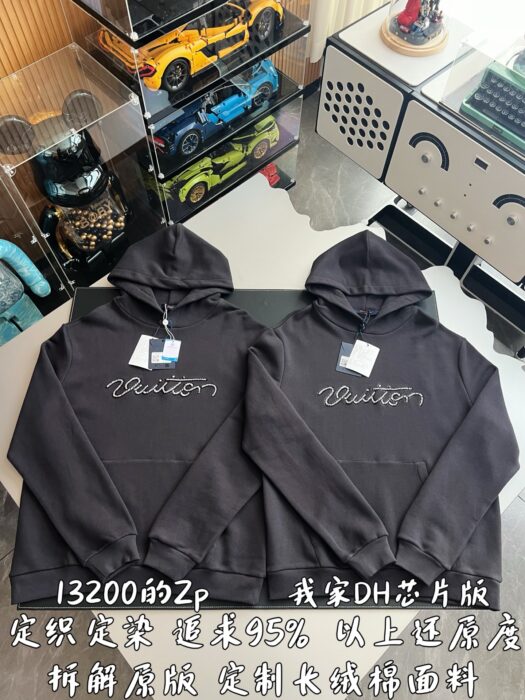 루이비통 엠벨리시드 시그니처 후드티 1AJCFQ 블랙 레플리카 미러급 SA급 S급 고퀄리티 하이엔드 최상급 의류 [남성여성공용] 3