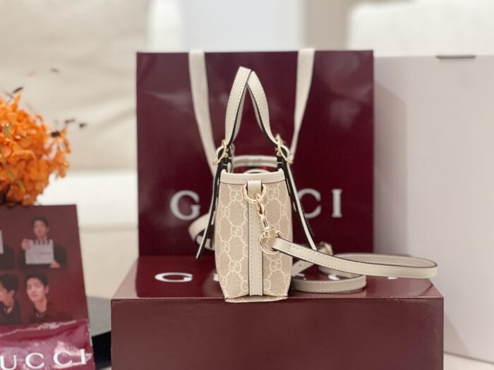 구찌 GG 엠블럼 미니백 855491 베이지 레플리카 미러급 SA급 S급 고퀄리티 최상급 하이엔드 가방 [여성] 5