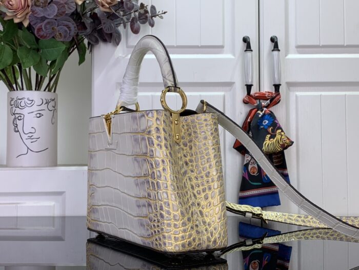 루이비통 카퓌신 BB 악어무늬 레플리카 미러급 SA급 S급 고퀄리티 최상급 하이엔드 가방 [여성] 4