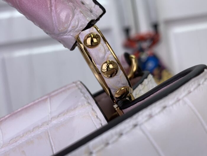 루이비통 카퓌신 미니 악어무늬 화이트 핑크 레플리카 미러급 SA급 S급 고퀄리티 최상급 하이엔드 가방 [여성] 7