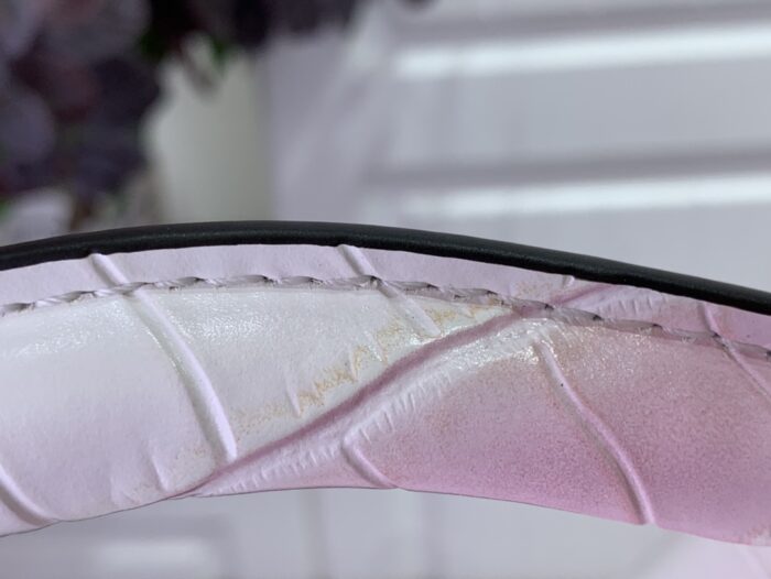 루이비통 카퓌신 BB 악어무늬 화이트 핑크 레플리카 미러급 SA급 S급 고퀄리티 최상급 하이엔드 가방 [여성] 6