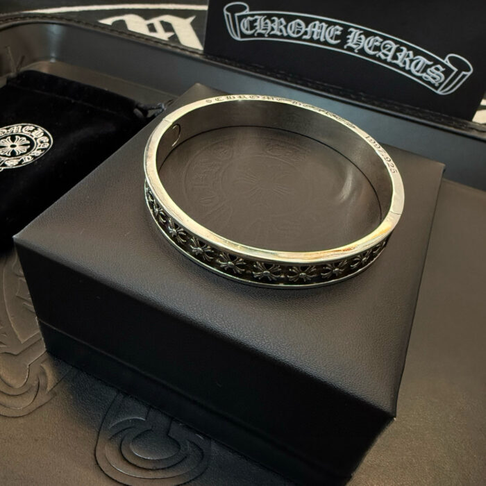 크롬하츠 빈티지 십자가 각인 팔찌 레플리카 미러급 SA급 S급 고퀄리티 최상급 하이엔드 악세사리 [남성여성공용] 3