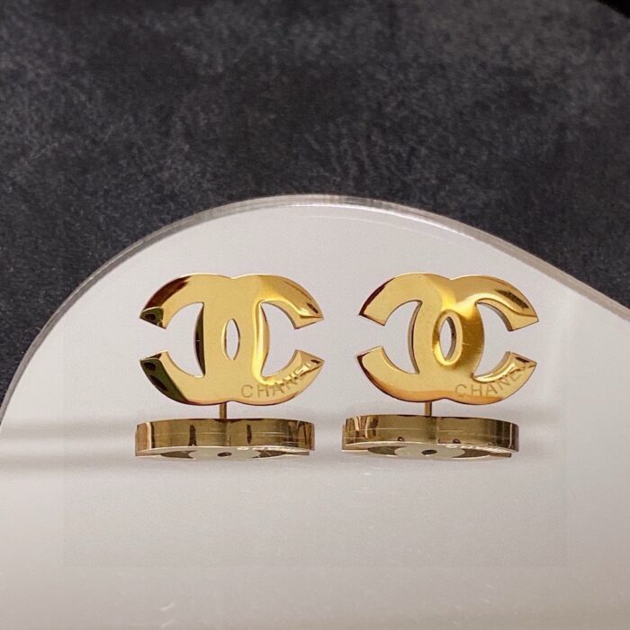 샤넬 베이직 모노그램 CC 귀걸이 2컬러 레플리카 미러급 SA급 S급 고퀄리티 최상급 하이엔드 악세사리 [여성] 5