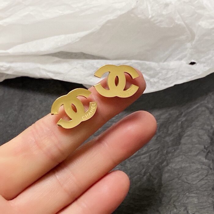 샤넬 베이직 모노그램 CC 귀걸이 2컬러 레플리카 미러급 SA급 S급 고퀄리티 최상급 하이엔드 악세사리 [여성] 7
