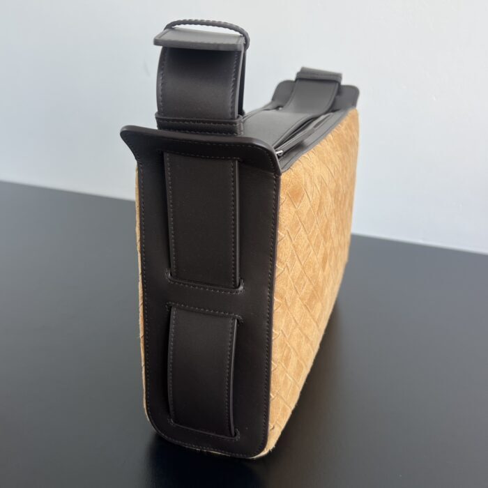 보테가베네타 인트레치아토 트라이베카 탑 핸들 백 836016 스웨이드 브라운 레플리카 미러급 SA급 S급 고퀄리티 최상급 하이엔드 가방 [남성여성공용] 7