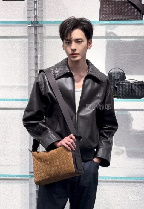 보테가베네타 인트레치아토 트라이베카 탑 핸들 백 836016 스웨이드 브라운 레플리카 미러급 SA급 S급 고퀄리티 최상급 하이엔드 가방 [남성여성공용]