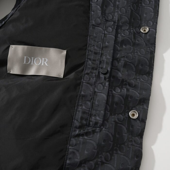 디올 오블리크 단추 패딩 조끼 블랙 레플리카 미러급 SA급 S급 고퀄리티 하이엔드 최상급 의류 [남성] 11