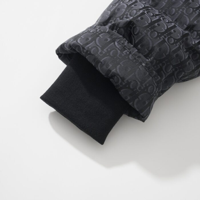 디올 오블리크 다운 자켓 블랙 패딩 레플리카 미러급 SA급 S급 고퀄리티 하이엔드 최상급 의류 [남성] 10