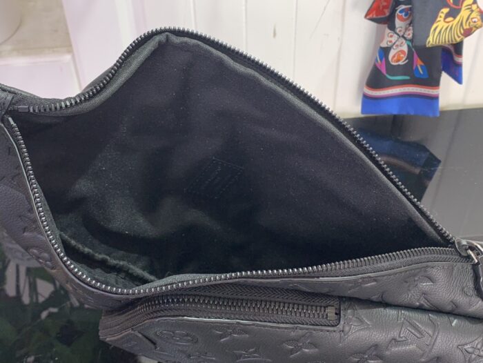 루이비통 듀오 슬링 백 M26730 블랙 레플리카 미러급 SA급 S급 고퀄리티 최상급 하이엔드 가방 [남성여성공용] 3