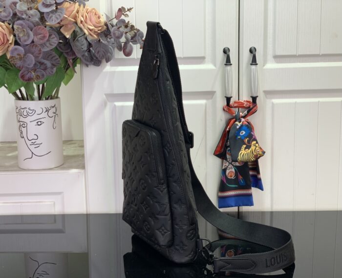 루이비통 듀오 슬링 백 M26730 블랙 레플리카 미러급 SA급 S급 고퀄리티 최상급 하이엔드 가방 [남성여성공용] 4