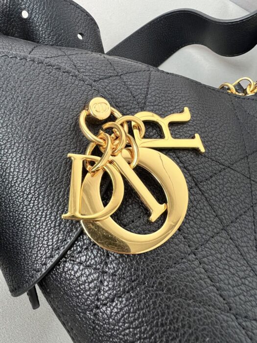 디올 보야주 미디움 백 플랫 매크로까나쥬 크링클 카프스킨 블랙 M2846 레플리카 미러급 SA급 S급 고퀄리티 최상급 하이엔드 가방 [여성] 8