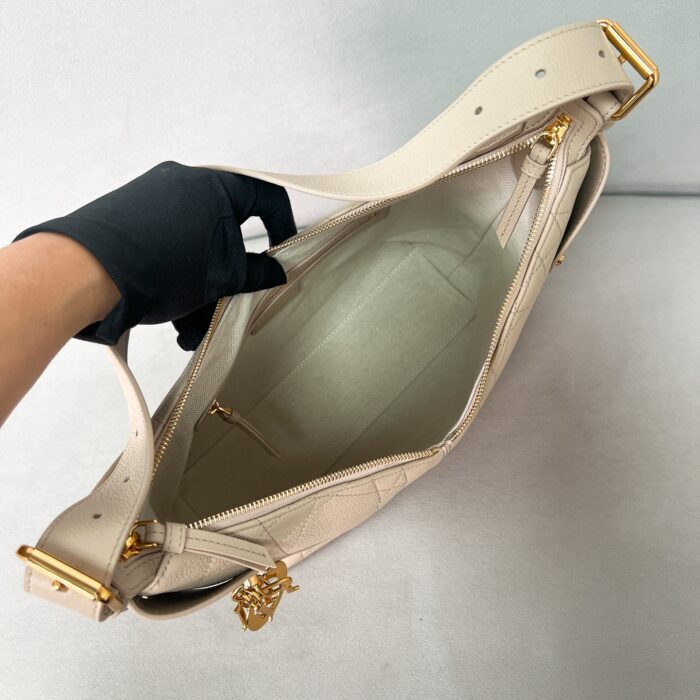 디올 보야주 미디움 백 플랫 매크로까나쥬 그레인드 카프스킨 라떼 M2846 레플리카 미러급 SA급 S급 고퀄리티 최상급 하이엔드 가방 [여성] 4