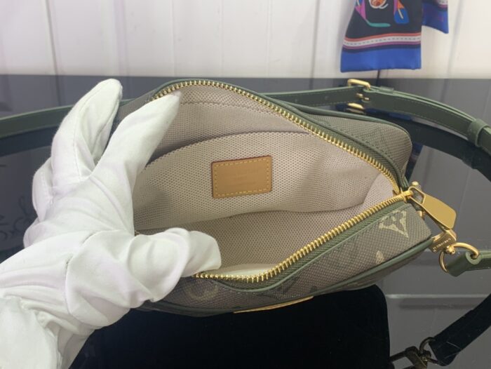 루이비통 트로카데로 웨어러블 월릿 M26937 그린 레플리카 미러급 SA급 S급 고퀄리티 최상급 하이엔드 가방 [여성] 3