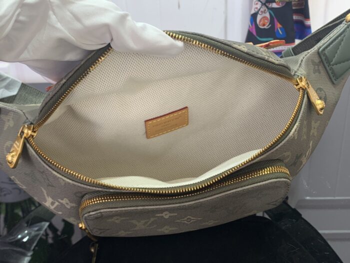 루이비통 러시 범백 M26933 그린 레플리카 미러급 SA급 S급 고퀄리티 최상급 하이엔드 가방 [남성여성공용] 3