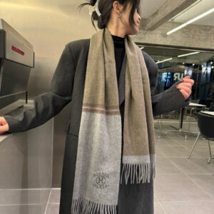 에르메스 H 자수 캐시미어 배색 스카프 라이트 브라운 레플리카 미러급 SA급 S급 고퀄리티 최상급 하이엔드 [남성여성공용]