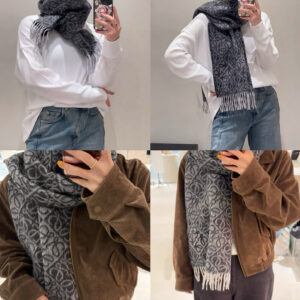 로에베 올 오버 아나그램 스카프 블랙 양털90% 캐시미어10% 레플리카 미러급 SA급 S급 고퀄리티 최상급 하이엔드 [남성여성공용]