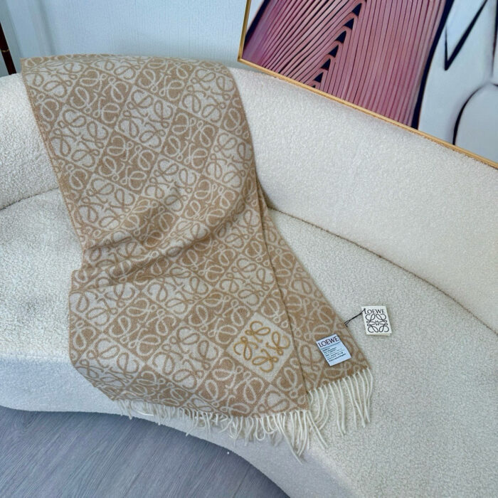 로에베 올 오버 아나그램 스카프 베이지 양털90% 캐시미어10% 레플리카 미러급 SA급 S급 고퀄리티 최상급 하이엔드 [남성여성공용] 6