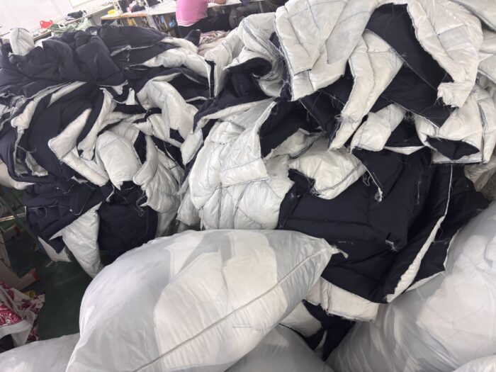 미우미우 큰 포켓 양면 다운 자켓 패딩 레플리카 미러급 SA급 S급 고퀄리티 하이엔드 최상급 의류 [남성여성공용] 7