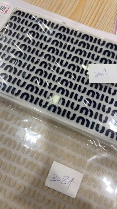 미우미우 큰 포켓 양면 다운 자켓 패딩 레플리카 미러급 SA급 S급 고퀄리티 하이엔드 최상급 의류 [남성여성공용] 4