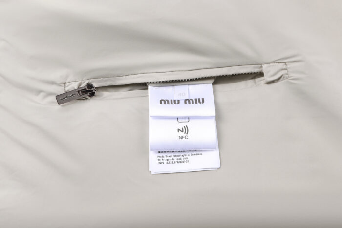 미우미우 큰 포켓 양면 다운 자켓 패딩 레플리카 미러급 SA급 S급 고퀄리티 하이엔드 최상급 의류 [남성여성공용] 23