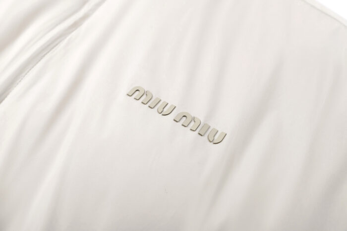 미우미우 큰 포켓 양면 다운 자켓 패딩 레플리카 미러급 SA급 S급 고퀄리티 하이엔드 최상급 의류 [남성여성공용] 19