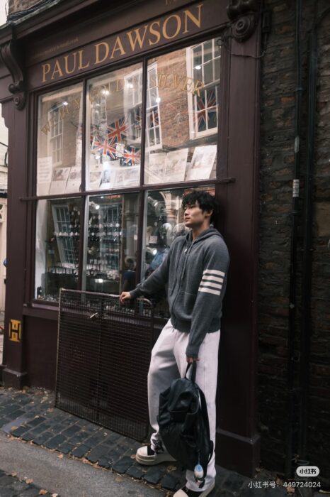 톰브라운 양털 사선 니트 후드집업 그레이 레플리카 미러급 SA급 S급 고퀄리티 하이엔드 최상급 의류 [남성여성공용]