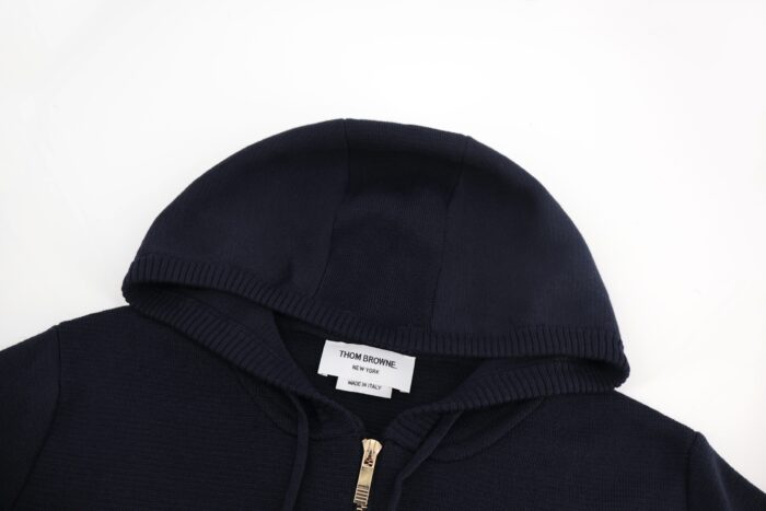 톰브라운 양털 사선 니트 후드집업 네이비 레플리카 미러급 SA급 S급 고퀄리티 하이엔드 최상급 의류 [남성여성공용] 5
