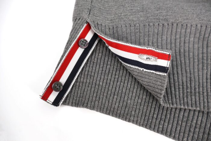 톰브라운 소매 띠 자카드 양털 니트 그레이 레플리카 미러급 SA급 S급 고퀄리티 하이엔드 최상급 의류 [남성여성공용] 9