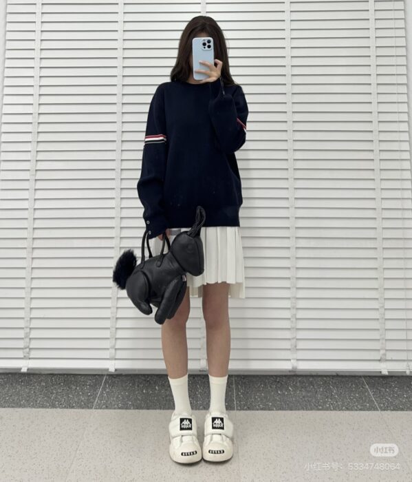 톰브라운 소매 띠 자카드 양털 니트 네이비 레플리카 미러급 SA급 S급 고퀄리티 하이엔드 최상급 의류 [남성여성공용] 2