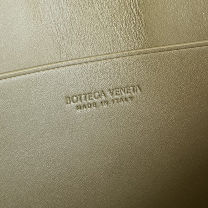 보테가베네타 라지 카세트 파우치 649616 올리브 레플리카 미러급 SA급 S급 고퀄리티 최상급 하이엔드 가방 [남성여성공용] 8