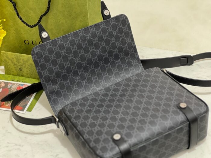 구찌 GG 슈프림 메신저백 블랙 658542 레플리카 미러급 SA급 S급 고퀄리티 최상급 하이엔드 가방 [남성여성공용] 6