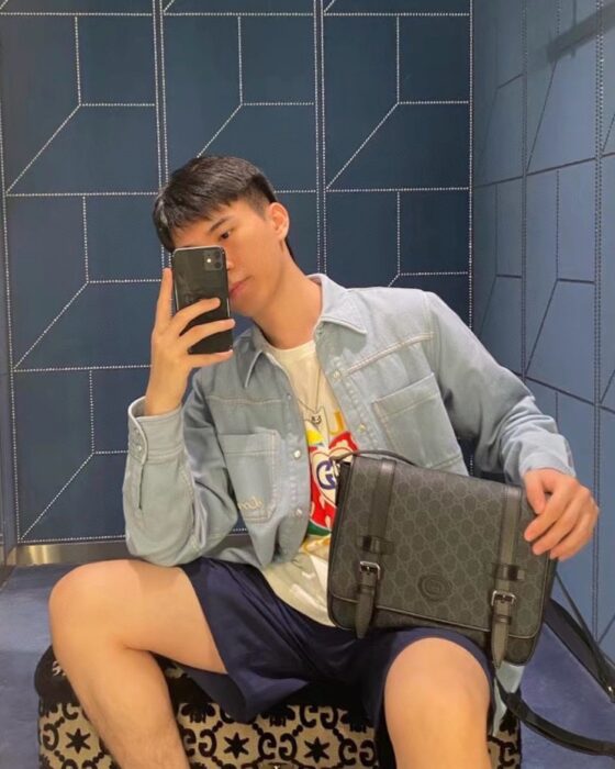 구찌 GG 슈프림 메신저백 블랙 658542 레플리카 미러급 SA급 S급 고퀄리티 최상급 하이엔드 가방 [남성여성공용]