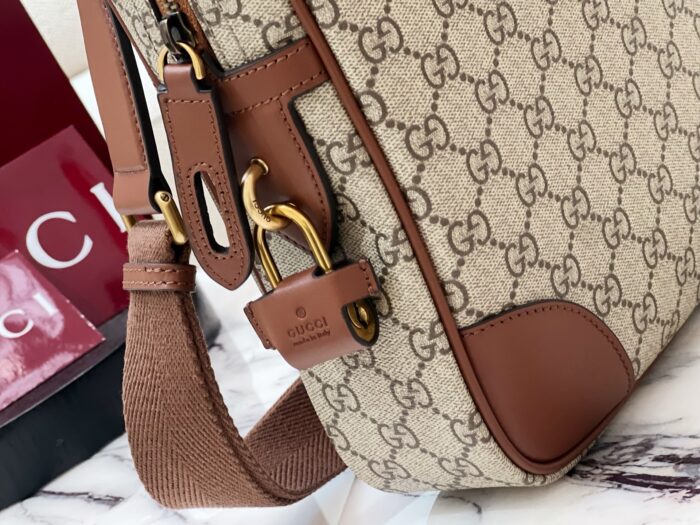 구찌 GG 엠블럼 미디움 브리프케이스 베이지 다크 브라운 821149 레플리카 미러급 SA급 S급 고퀄리티 최상급 하이엔드 가방 [남성] 6