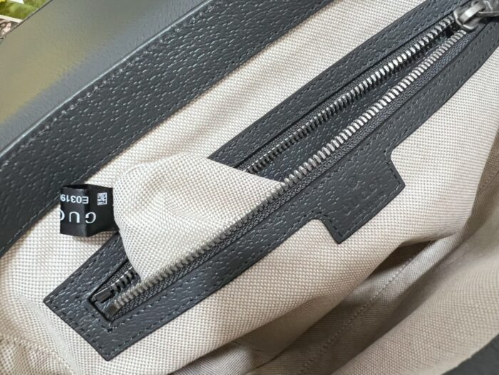 구찌 오피디아 미디움 메신저백 그레이 블랙 슈프림 텐더 761741 레플리카 미러급 SA급 S급 고퀄리티 최상급 하이엔드 가방 [남성여성공용] 9