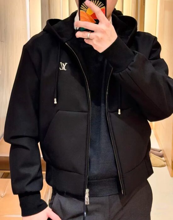 루이비통 테일러드 테크니컬 울 후디드 블루종 후드집업 1AIWF7 레플리카 미러급 SA급 S급 고퀄리티 하이엔드 최상급 의류 [남성여성공용]