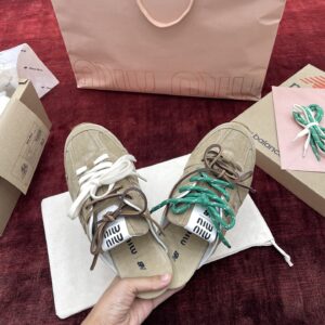 뉴발란스 x 미우미우 530 SL 스웨이드 뮬 에크루 슬리퍼 레플리카 미러급 SA급 S급 고퀄리티 최상급 하이엔드 신발 [여성]