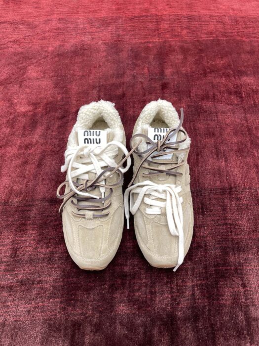 뉴발란스 x 미우미우 530 SL 블리치드 레더 스니커즈 에크루 레플리카 미러급 SA급 S급 고퀄리티 최상급 하이엔드 신발 [여성]